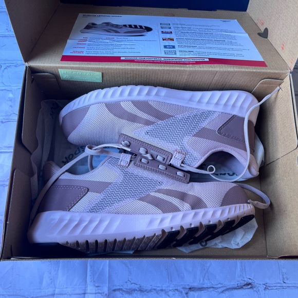 Women's Reebok Sublite Legend Composite Toe Work Sneaker Size 8 Extra Wide Toe - Picture 3 of 11